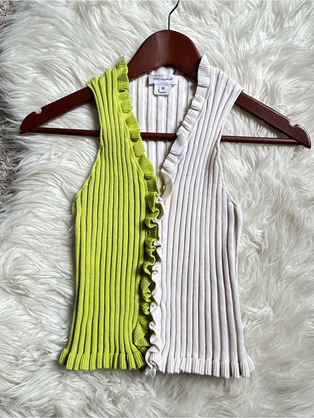 Colorblock Ruffle-Trim Ribbed Crop Top — Lime Green & Cream - Picture 4 of 9